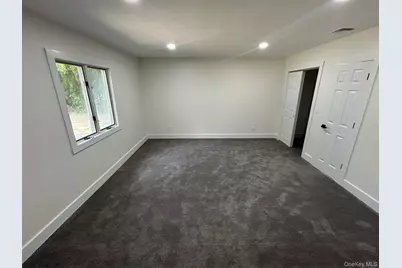 5 Poplar Court, Miller Place, NY 11764 - Photo 9