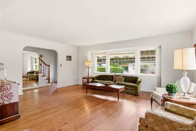 1001 N 4th Street, New Hyde Park, NY 11040 - Photo 3