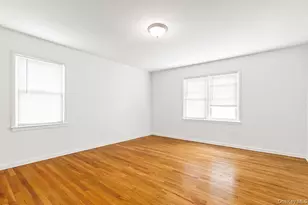 279 Mary Lou Ave, Yonkers, NY 10703 - Photo 9