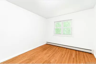 279 Mary Lou Avenue, Yonkers, NY 10703 - Photo 25