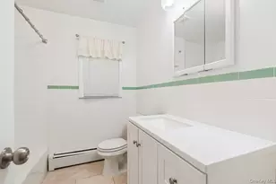 279 Mary Lou Ave, Yonkers, NY 10703 - Photo 21