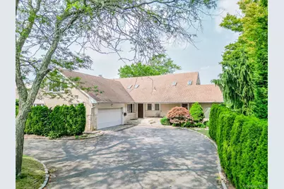 1016 Channel Drive, Hewlett, NY 11557 - Photo 3