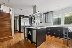 1016 Channel Dr, Hewlett, NY 11557 - Photo 7