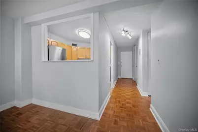 12 Old Mamaroneck Road #7P, White Plains, NY 10605 - Photo 5