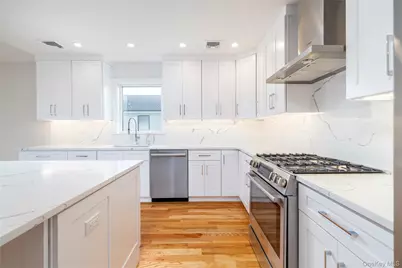 344 E Fulton Street, Long Beach, NY 11561 - Photo 7