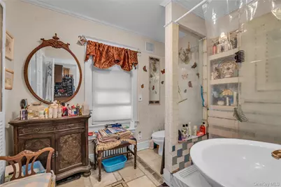 85 Robert Street, Patchogue, NY 11772 - Photo 15