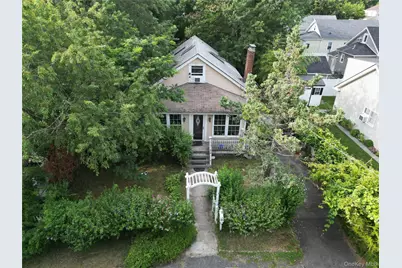 85 Robert Street, Patchogue, NY 11772 - Photo 35