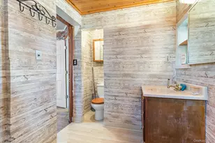 264 Woodworth Ave, Yonkers, NY 10701 - Photo 15