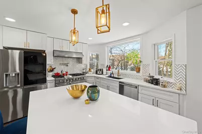 21 Pershing Avenue, Yonkers, NY 10705 - Photo 11