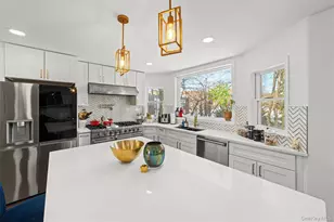 21 Pershing Ave, Yonkers, NY 10705 - Photo 11