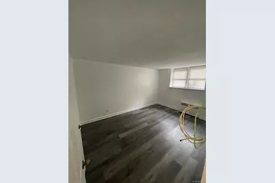 83-25 Vietor Avenue #1D, Elmhurst, NY 11373 - Photo 3