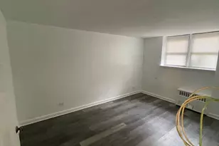 83-25 Vietor Ave, Elmhurst, NY 11373 - Photo 3