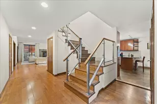 10 Morley Ct, Albertson, NY 11507 - Photo 23