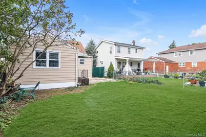 191 Litchfield Avenue, Elmont, NY 11003 - Photo 25