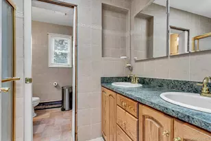 35 Willits Rd, Glen Cove, NY 11542 - Photo 21