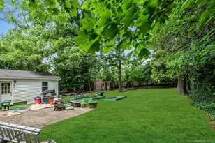 35 Willits Rd, Glen Cove, NY 11542 - Photo 27