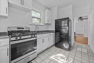 452 Howe Ave, Bronx, NY 10473 - Photo 17