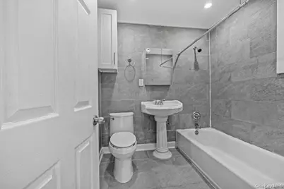 452 Howe Ave, Bronx, NY 10473 - Photo 21