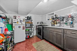 452 Howe Ave, Bronx, NY 10473 - Photo 27