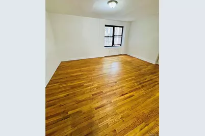 44-05 Macnish Street #2G, Elmhurst, NY 11373 - Photo 5