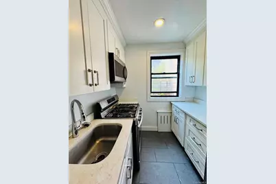 44-05 Macnish Street #2G, Elmhurst, NY 11373 - Photo 9