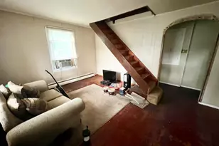 100 Maple Ln, Medford, NY 11763 - Photo 5