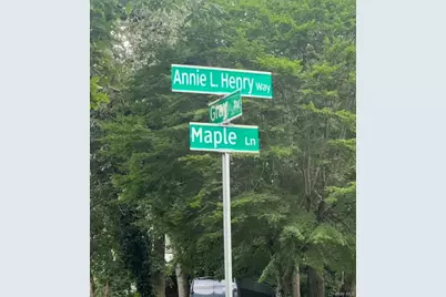 100 Maple Lane, Medford, NY 11763 - Photo 11