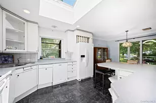 44 Milland Dr, Northport, NY 11768 - Photo 7