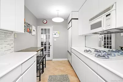 3 Bryant Crescent #1B, White Plains, NY 10605 - Photo 9