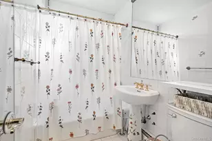 3 Bryant Crescent, White Plains, NY 10605 - Photo 13