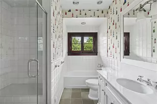 5 Half Moon Ln, Sands Point, NY 11050 - Photo 17