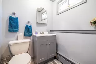 689 Allwyn St, Baldwin, NY 11510 - Photo 23