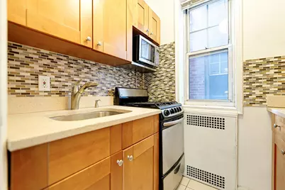 77-34 113 Street #3D, Forest Hills, NY 11375 - Photo 9