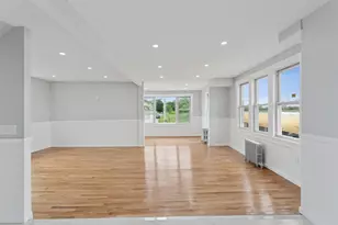 14-42 Pinson St, Far Rockaway, NY 11691 - Photo 5