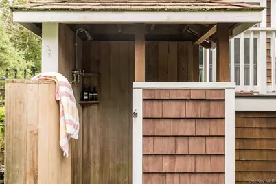 48 Douglas Court, Hampton Bays, NY 11946 - Photo 27