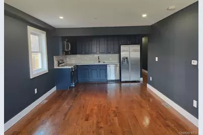 416 Revere Avenue, Bronx, NY 10465 - Photo 9