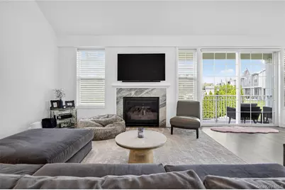 2202 Townhome Way, Huntington Station, NY 11746 - Photo 5