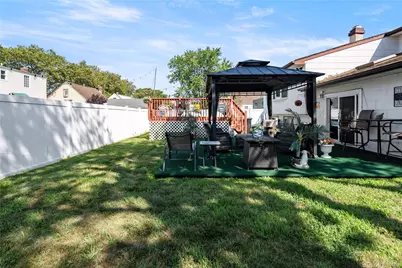 245 Lido Parkway, Lindenhurst, NY 11757 - Photo 19