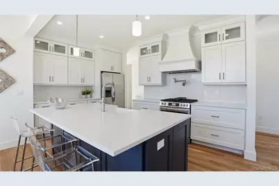 100 Rogers Avenue #802, Westhampton Beach, NY 11978 - Photo 7