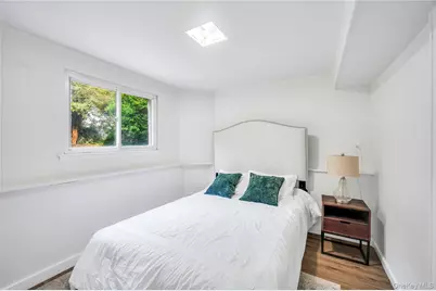 295 W 24th Street, Deer Park, NY 11729 - Photo 11