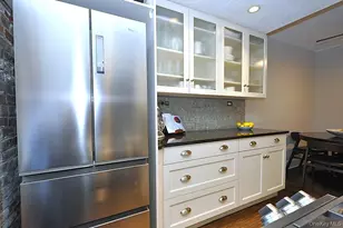 105 Garth Rd, Scarsdale, NY 10583 - Photo 3