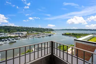 100 Garvies Point Rd, Glen Cove, NY 11542 - Photo 25