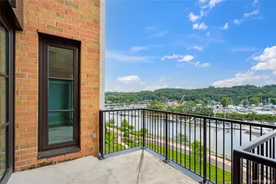 100 Garvies Point Road #1304, Glen Cove, NY 11542 - Photo 15