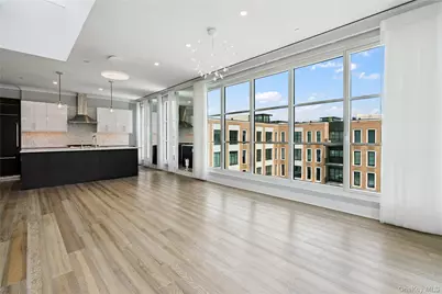 100 Garvies Point Road #1304, Glen Cove, NY 11542 - Photo 3