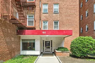 611 Palmer Rd, Yonkers, NY 10701 - Photo 3