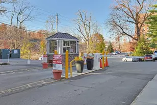 611 Palmer Rd, Yonkers, NY 10701 - Photo 21