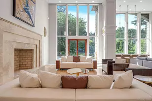 55 Coves Run, Oyster Bay, NY 11791 - Photo 9