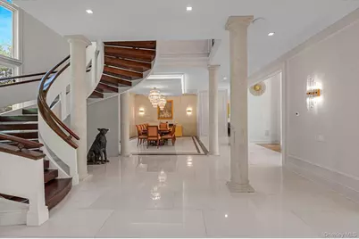 55 Coves Run, Oyster Bay, NY 11791 - Photo 5