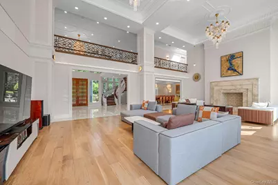 55 Coves Run, Oyster Bay, NY 11791 - Photo 11