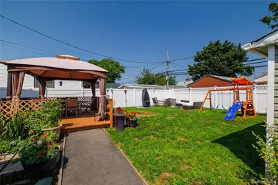 44 Tyler Street, Freeport, NY 11520 - Photo 21